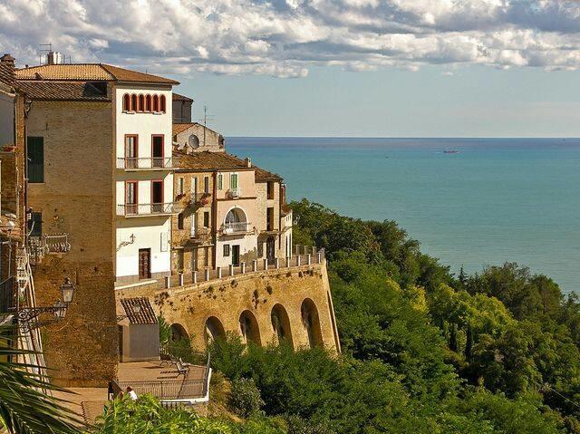 La Casa Di Stefania Lägenhet Pollutri Exteriör bild